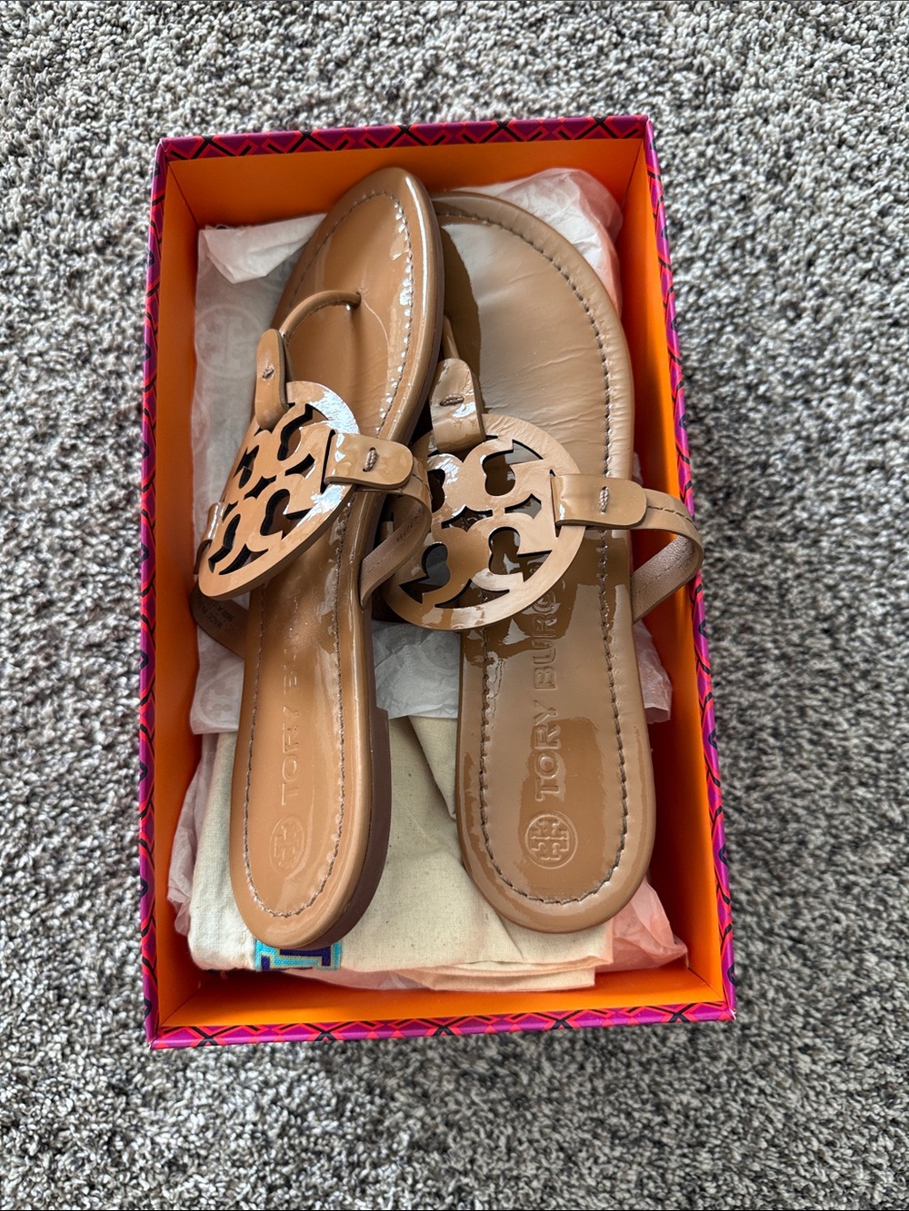 Tory Burch Tan Leather Logo Thong Sandals - Picture 3 of 4